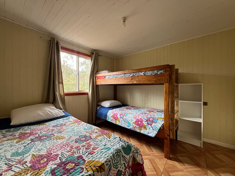 Cabaña familiar a pasos de Lago Licanray.