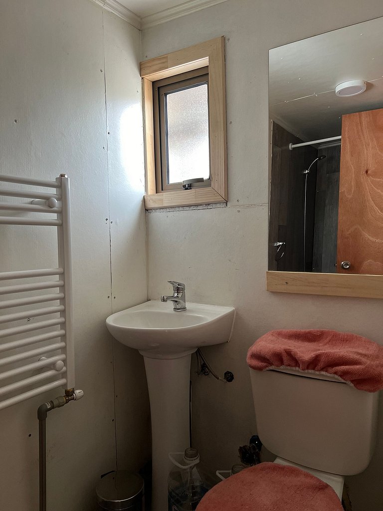 Room in a mountain center, Corralco.