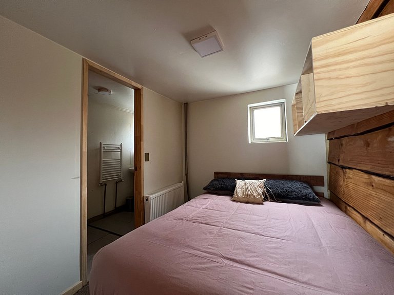 Room in a mountain center, Corralco.