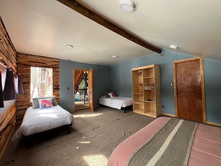 Room in "Volkano", Corralco.