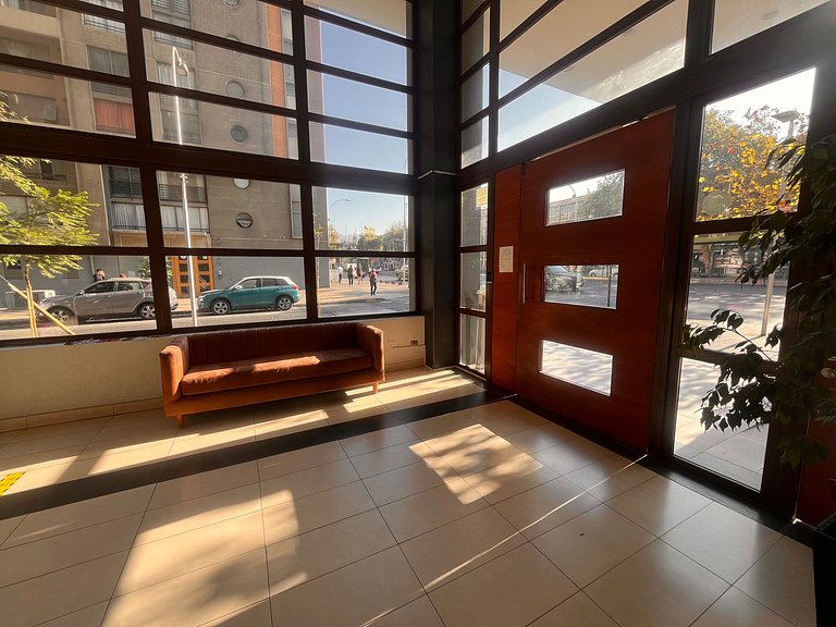 Apartment minutes from Santa Isabel Metro.