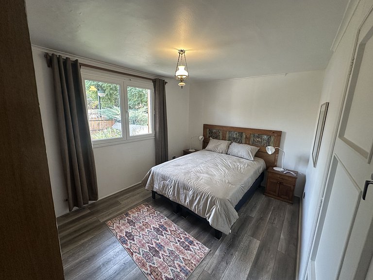 Cozy house one block from Plaza Ñuñoa.