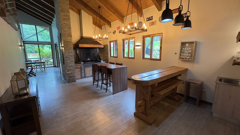 Moderno departamento familiar con estacionamiento