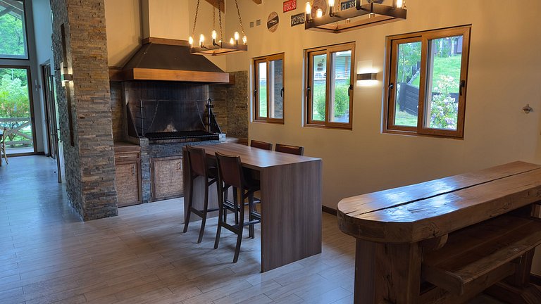 Moderno departamento familiar con estacionamiento