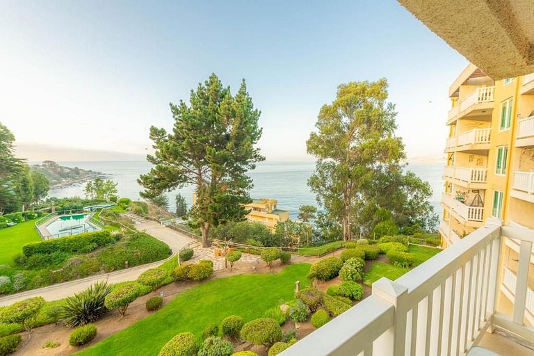 Oceana Suites: Bahía Pelícanos, Horcón.