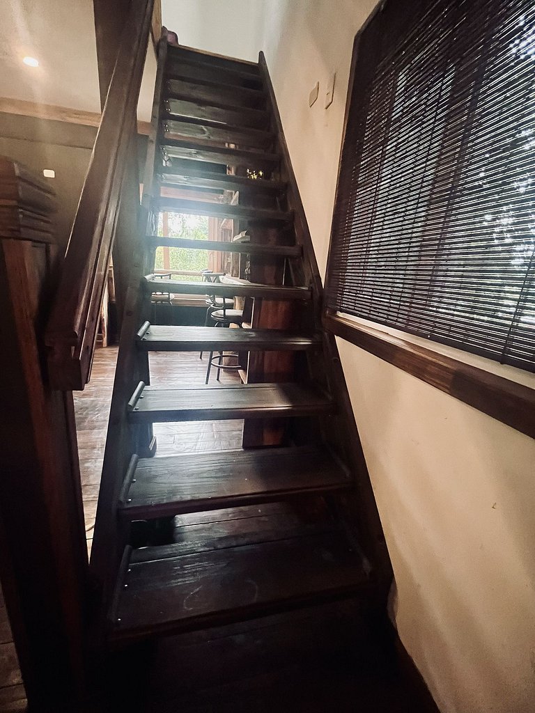 Casa cercada pela natureza em Panguipulli.