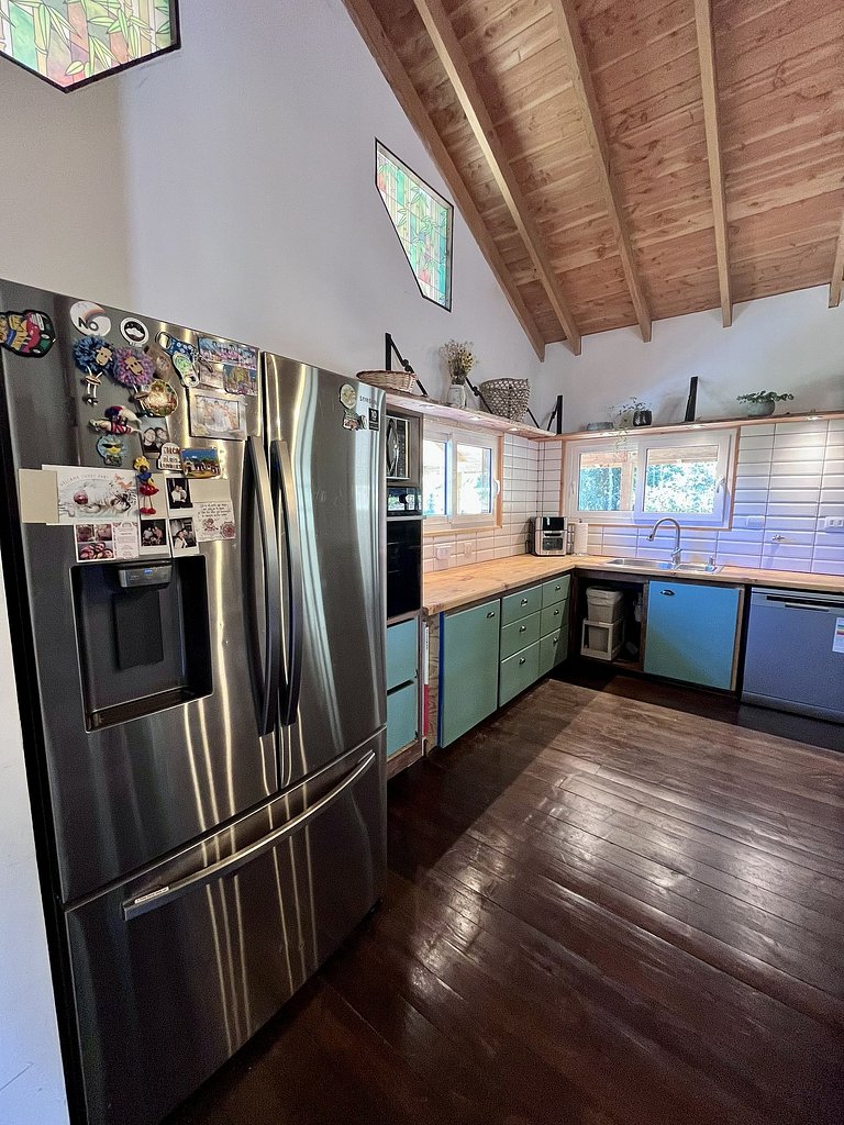 Casa rodeada de naturaleza en Panguipulli.