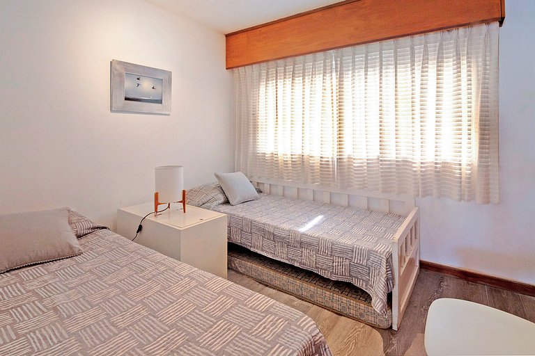 Family apartment facing the sea, Punta del Este.