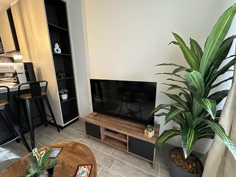 Apartamento em frente ao Club Hípico e a passos do Parque O'