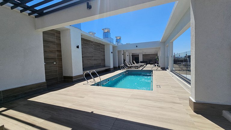 Apartamento em frente ao Club Hípico e a passos do Parque O'