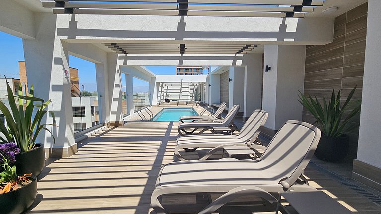 Apartment with A/C minutes from Movistar Arena.