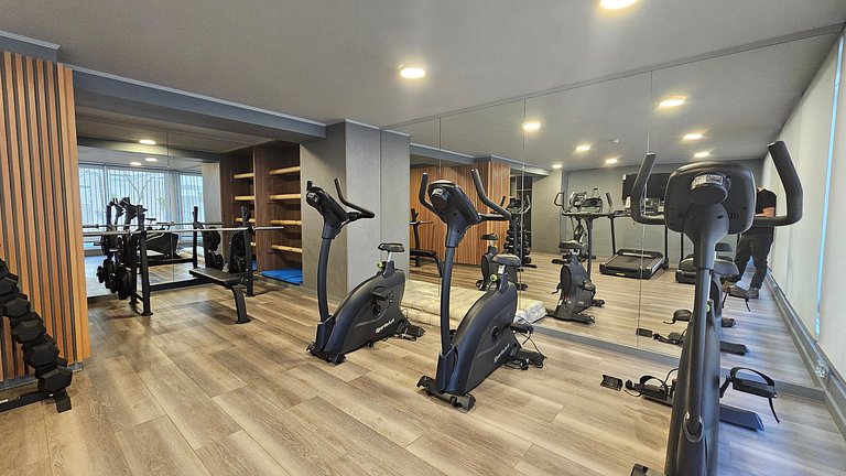 Apartamento com ar-condicionado a minutos da Movistar Arena.