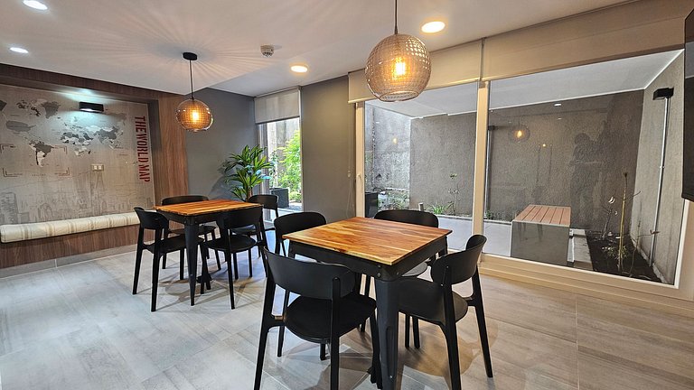 Apartamento com ar-condicionado a minutos da Movistar Arena.