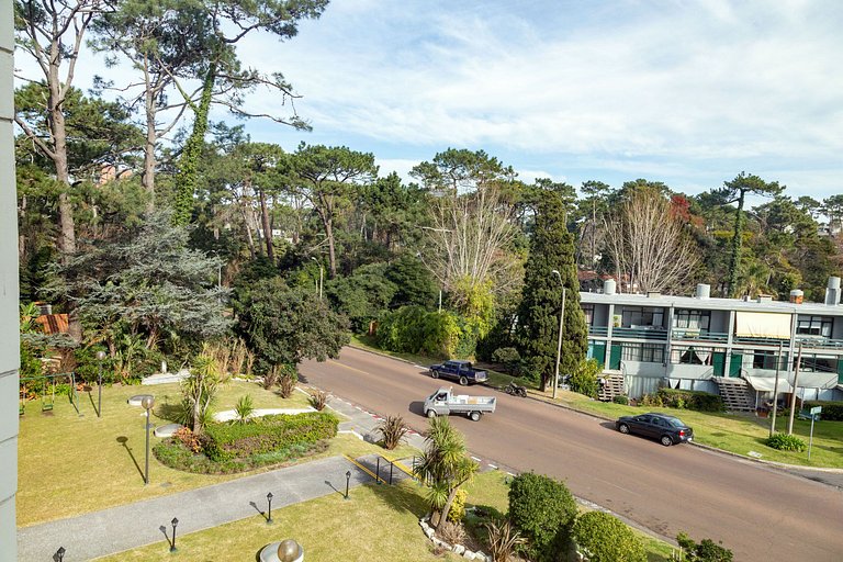 Oceana Suites: Bora-Bora, Punta del Este.