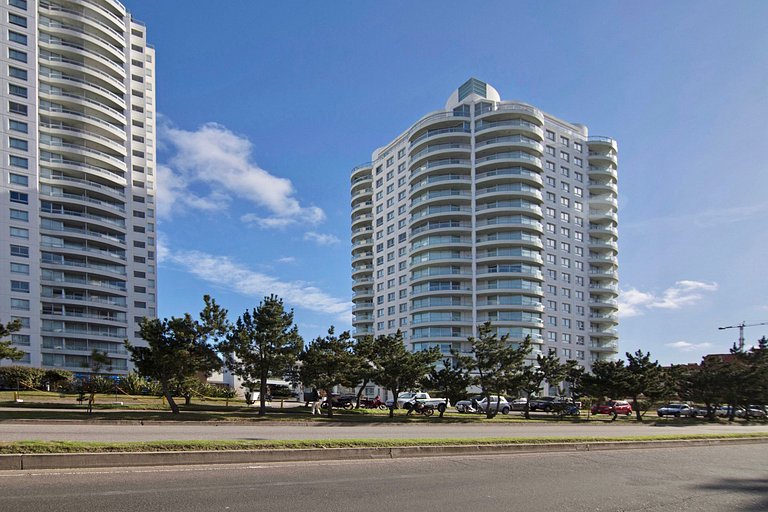 Apartamento com amenidades incríveis, Punta.