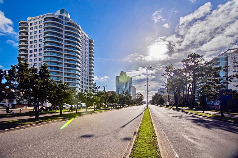 Apartamento con amenidades increíbles, Punta.