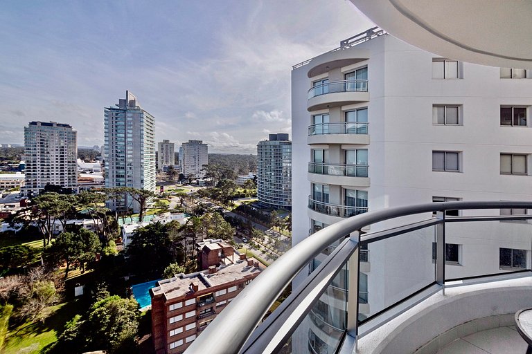 Apartamento con amenidades increíbles, Punta.