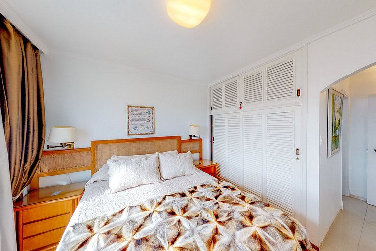 Family apartment with a view of Playa Brava, Punta.