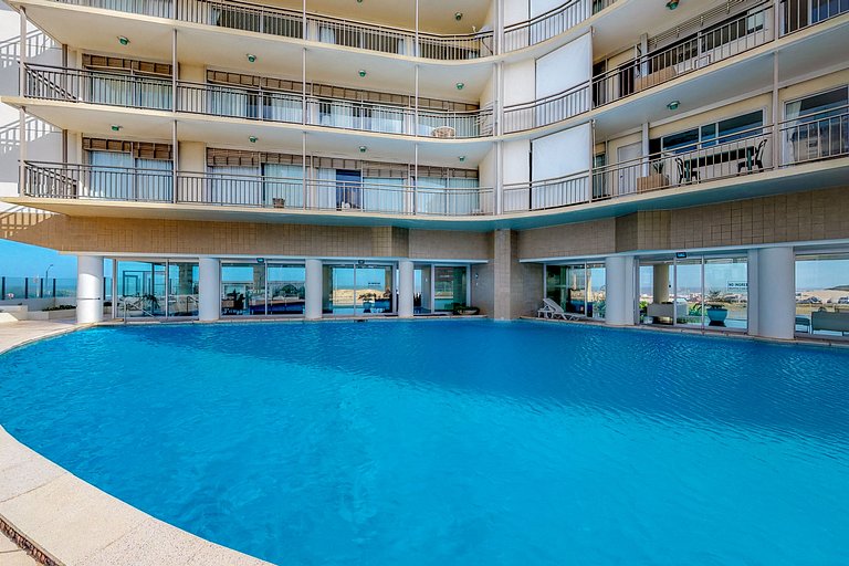 Family apartment with a view of Playa Brava, Punta.