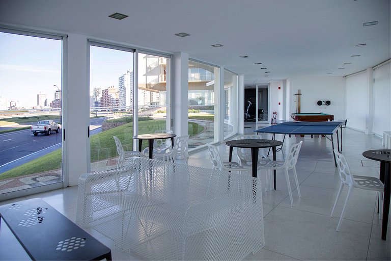 Apartamento familiar con vista a Playa Brava, Punta.