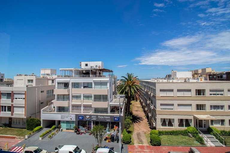 Apartment with an excellent location in Punta.