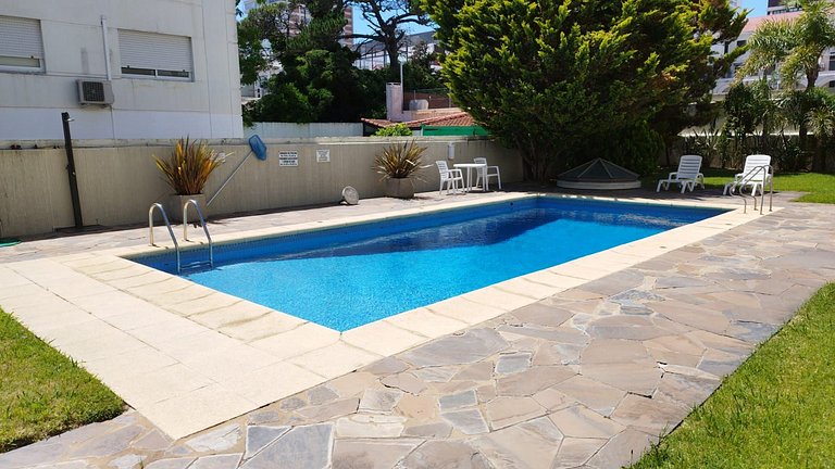 Apartamento con vista al Muelle de Mahilos, Punta.