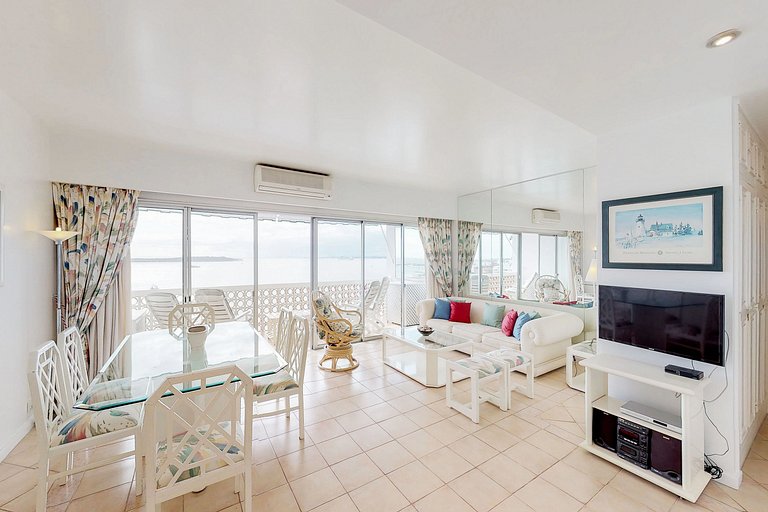 Apartamento em frente à Playa Mansa, Punta del Este.