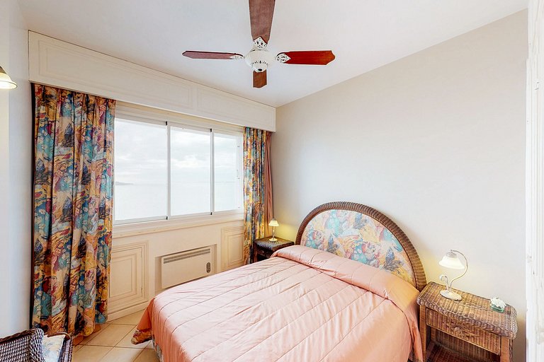 Apartamento em frente à Playa Mansa, Punta del Este.