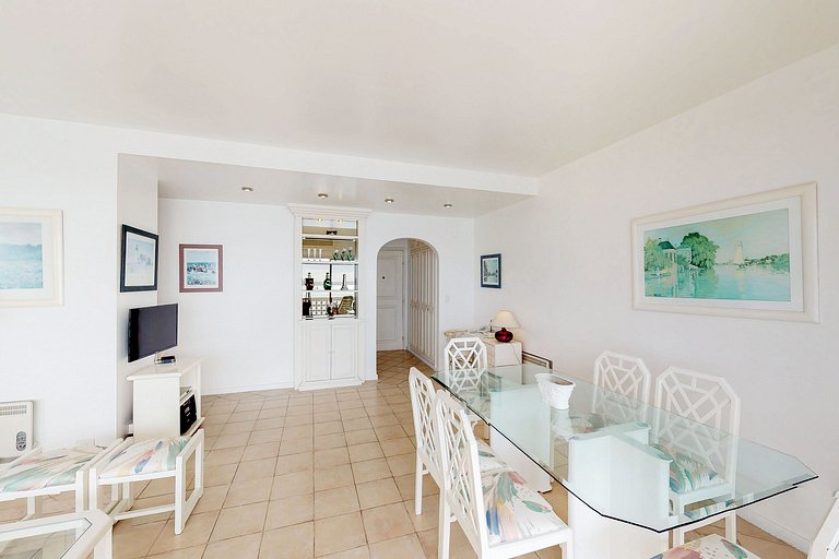 Apartamento frente a Playa Mansa, Punta del Este.