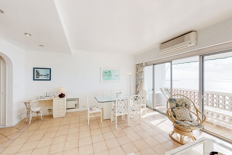 Apartamento em frente à Playa Mansa, Punta del Este.