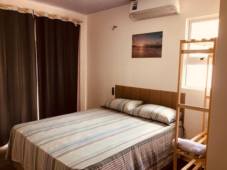 Casa en condominio con acceso a piscina y quincho, Maramar.