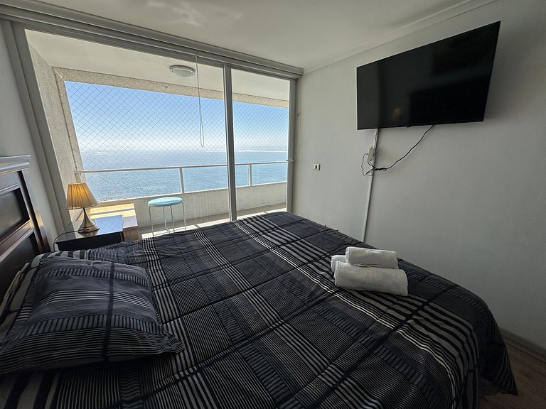 Apartamento com vista para o mar em Costa de Montemar.