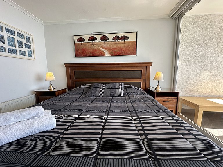 Apartamento com vista para o mar em Costa de Montemar.