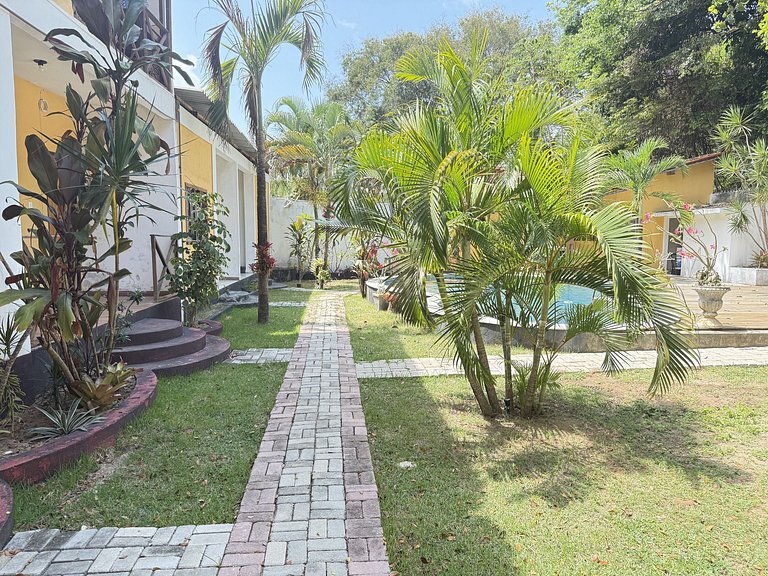 Pousada com piscina e áreas verdes, Pipa.
